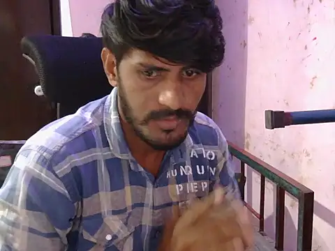 Snapshot of krishjaat43 chatting on November 3, 5:31 am krishjaat43 online show from November 3, 5:31 am