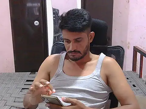 Snapshot of krishjaat43 chatting on April 18, 8:09 pm krishjaat43 online show from April 18, 8:09 pm