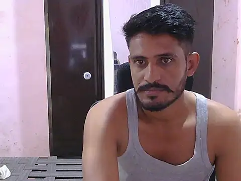 Snapshot of krishjaat43 chatting on April 21, 9:26 am krishjaat43 online show from April 21, 9:26 am