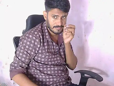 Snapshot of krishjaat43 chatting on April 30, 12:22 pm krishjaat43 online show from April 30, 12:22 pm