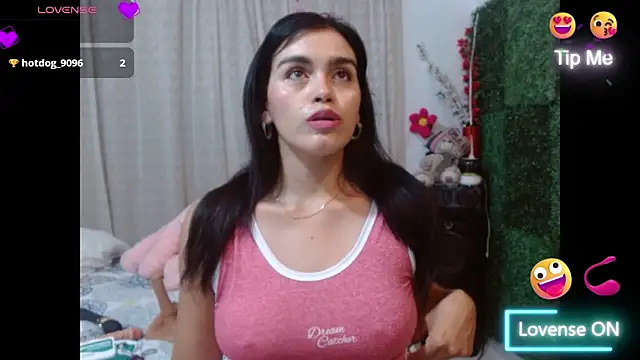 angelly  kate online show from November 6, 1:39 am