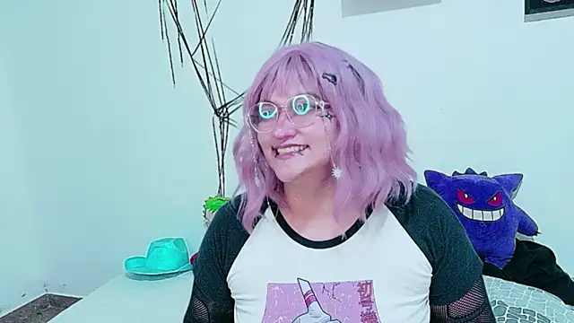 XxGreenGoodxX online show from July 22, 9:39 pm