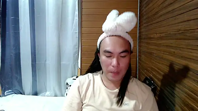 asianayumi online show from October 18, 3:02 pm