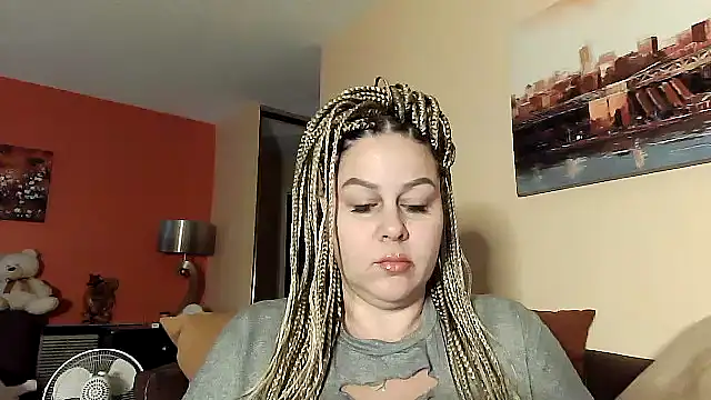 number1slut online show from December 3, 9:45 pm