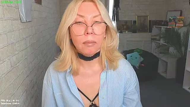 Wendy Waves online show from July 9, 12:53 pm