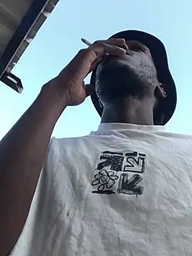 cuminsidebby online show from March 17, 5:00 am