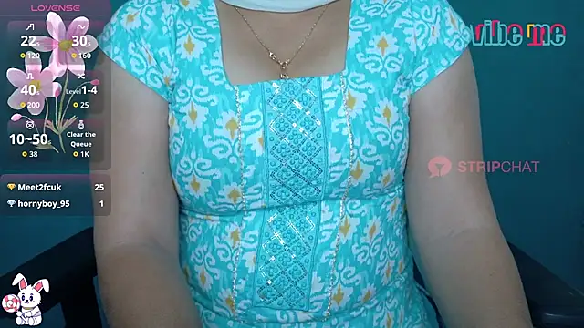 Snapshot of megHana_teLugGu chatting on January 9, 5:43 am megHana teLugGu online show from January 9, 5:43 am