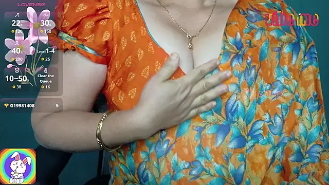 Snapshot of megHana_teLugGu chatting on January 11, 4:01 pm megHana teLugGu online show from January 11, 4:01 pm