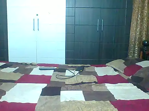 Snapshot of Naughty_Boy_Telugu chatting on November 29, 8:50 am Naughty Boy Telugu online show from November 29, 8:50 am