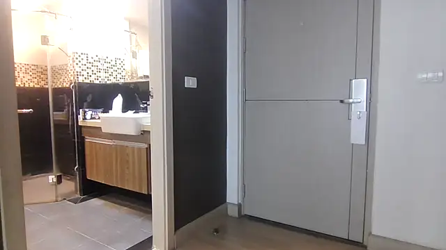 BigDickDaddddy online show from November 17, 6:52 am