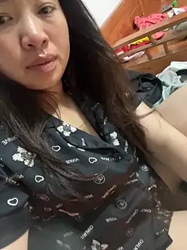 Nhung584 online show from November 15, 12:56 pm