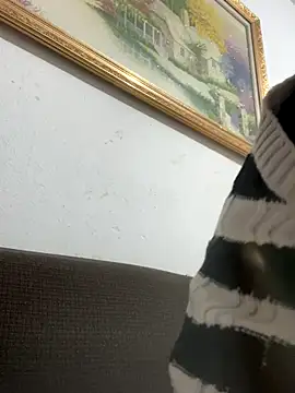 Nhung584 online show from November 21, 12:37 pm