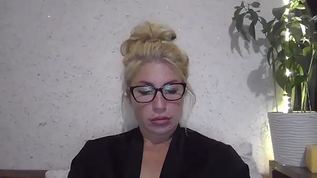 fox red lady7 online show from October 4, 7:34 pm