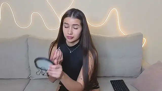 Snapshot of KathrynBrooks chatting on November 17, 2:23 pm KathrynBrooks online show from November 17, 2:23 pm