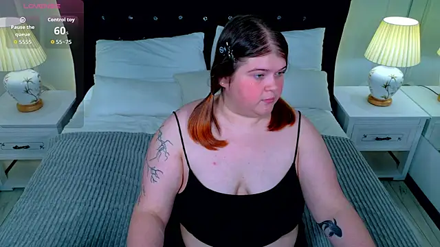 Mia Ray online show from October 1, 5:41 pm