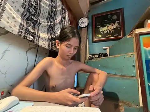 Snapshot of asya_chris chatting on March 28, 2:44 am asya chris online show from March 28, 2:44 am