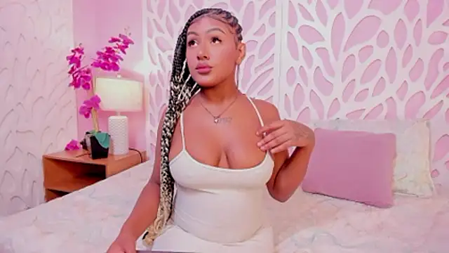 Emmadancer online show from February 8, 8:45 pm