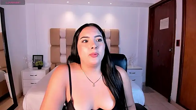 Snapshot of sofiacaramel chatting on September 14, 1:10 pm sofiacaramel online show from September 14, 1:10 pm
