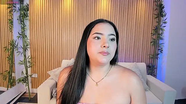 Snapshot of sofiacaramel chatting on September 18, 8:44 pm sofiacaramel online show from September 18, 8:44 pm