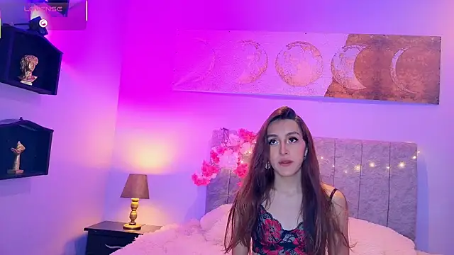 antonellastar24  online show from September 15, 7:58 pm