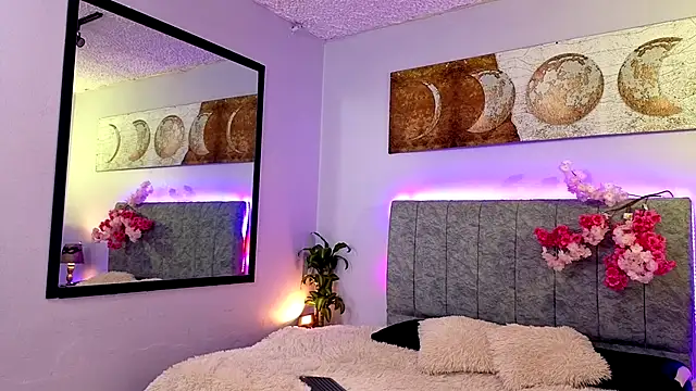 antonellastar24  online show from October 10, 8:30 pm