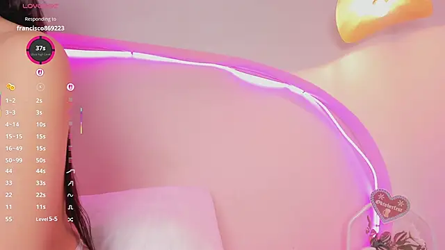 sweetluu  online show from September 28, 2:44 pm