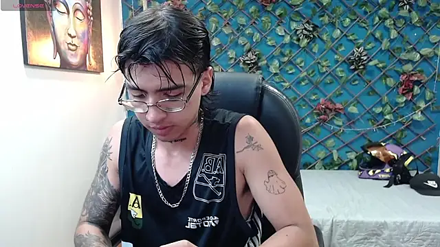 derekfly online show from September 20, 3:40 am