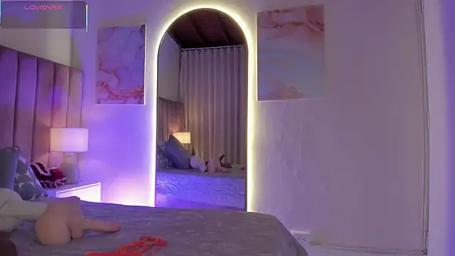 Mia mtnz02 online show from December 14, 3:45 am