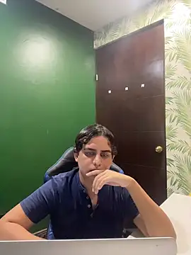 Thiagoforyou online show from November 22, 3:05 am