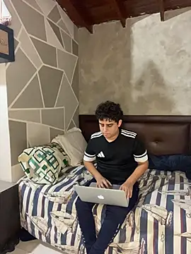 Thiagoforyou online show from January 15, 11:30 pm