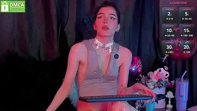 Snapshot of Bluedarkelf888 chatting on October 3, 10:29 pm Bluedarkelf888 online show from October 3, 10:29 pm