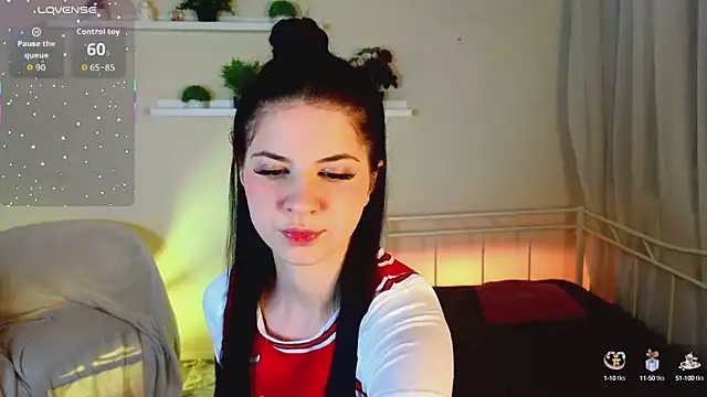 Snapshot of Wander_Waves chatting on October 15, 7:36 pm Wander Waves online show from October 15, 7:36 pm