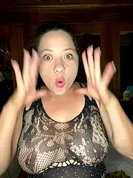 sabrossa online show from December 19, 3:57 am