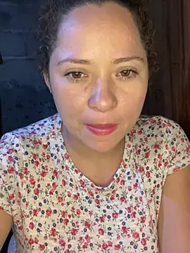 Snapshot of sabrossa chatting on March 2, 7:15 am sabrossa online show from March 2, 7:15 am