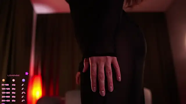 Snapshot of MaryHols chatting on March 5, 5:53 pm MaryHols online show from March 5, 5:53 pm