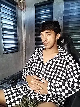 RowyCam online show from February 7, 6:17 am