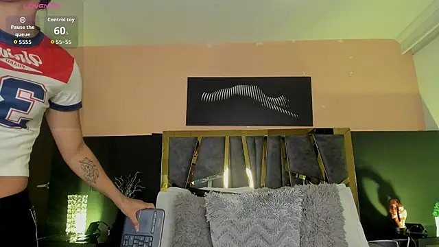 ScarletTorres online show from February 6, 6:33 pm