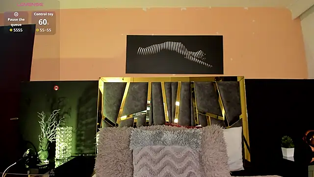 Snapshot of ScarletTorres chatting on March 6, 7:21 pm ScarletTorres online show from March 6, 7:21 pm