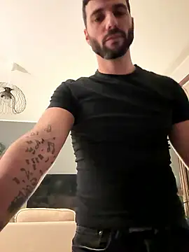 Snapshot of Simon-xx chatting on January 16, 10:36 pm Simon-xx online show from January 16, 10:36 pm