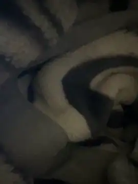 Snapshot of Simon-xx chatting on March 8, 3:21 am Simon-xx online show from March 8, 3:21 am