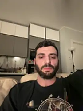 Snapshot of Simon-xx chatting on March 13, 8:15 pm Simon-xx online show from March 13, 8:15 pm