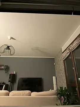 Snapshot of Simon-xx chatting on March 28, 1:49 am Simon-xx online show from March 28, 1:49 am