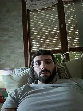 Snapshot of Simon-xx chatting on April 12, 11:48 am Simon-xx online show from April 12, 11:48 am