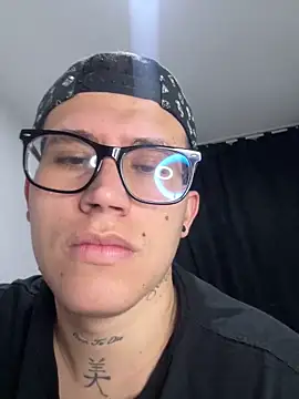 Kurtxxx22 online show from November 9, 1:04 am