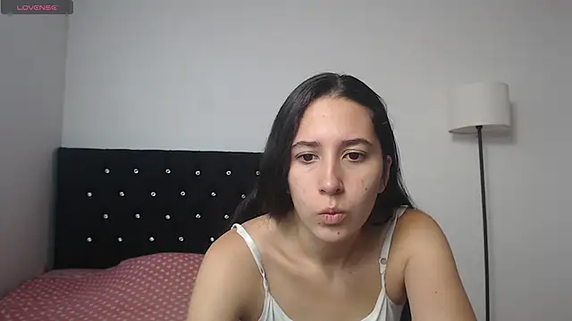 Snapshot of lilacream chatting on October 9, 2:15 pm lilacream online show from October 9, 2:15 pm