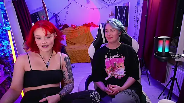 Snapshot of Sova173 chatting on September 24, 9:18 pm Sova173 online show from September 24, 9:18 pm