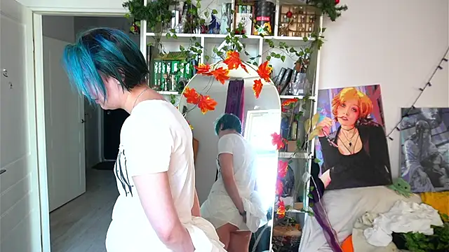 Snapshot of Sova173 chatting on October 17, 11:13 am Sova173 online show from October 17, 11:13 am