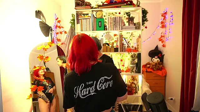 Snapshot of Sova173 chatting on November 6, 1:34 pm Sova173 online show from November 6, 1:34 pm