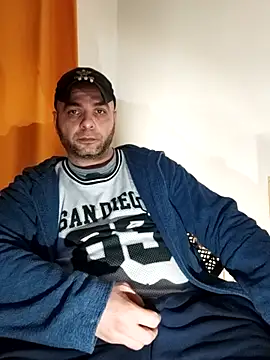 Snapshot of SmokedAlloy2 chatting on February 20, 9:59 pm SmokedAlloy2 online show from February 20, 9:59 pm