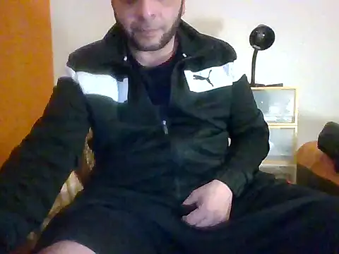 Snapshot of SmokedAlloy2 chatting on March 5, 9:55 pm SmokedAlloy2 online show from March 5, 9:55 pm